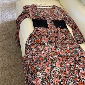 Floral boohoo dress